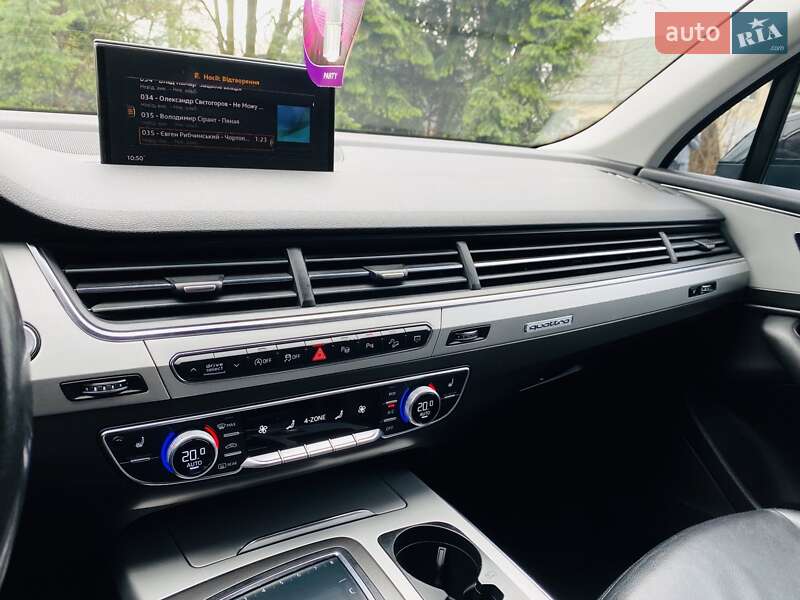 Внедорожник / Кроссовер Audi Q7 2017 в Богородчанах