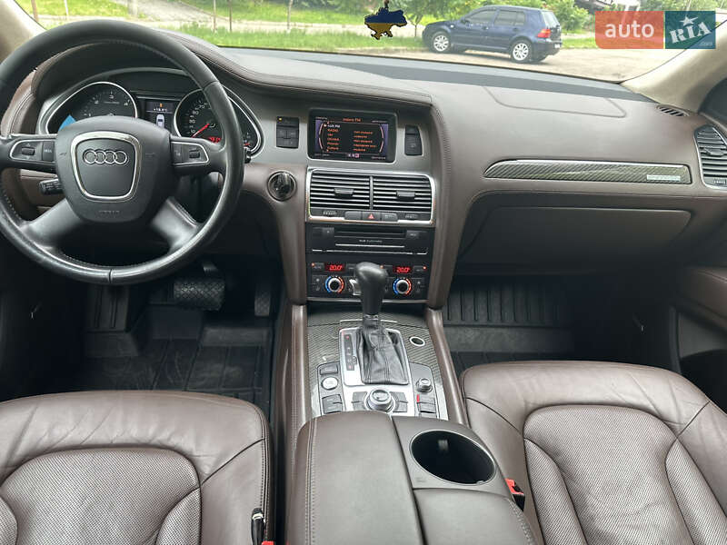 Внедорожник / Кроссовер Audi Q7 2011 в Киеве