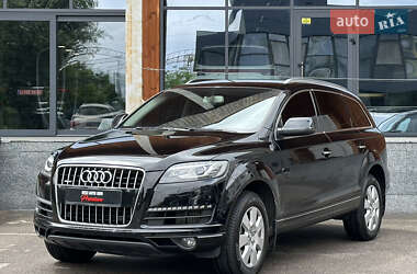 Внедорожник / Кроссовер Audi Q7 2014 в 