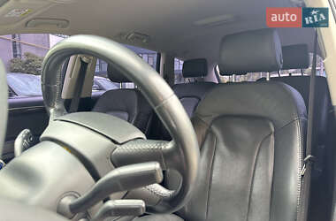 Внедорожник / Кроссовер Audi Q7 2014 в 