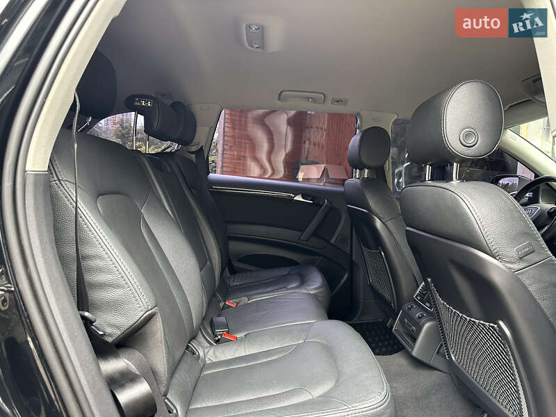 Внедорожник / Кроссовер Audi Q7 2014 в Киеве