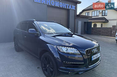 Внедорожник / Кроссовер Audi Q7 2012 в 
