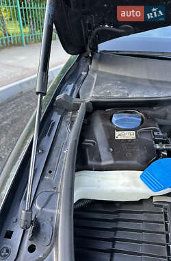 Внедорожник / Кроссовер Audi Q7 2013 в 