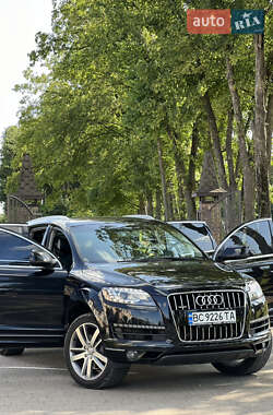Внедорожник / Кроссовер Audi Q7 2012 в 