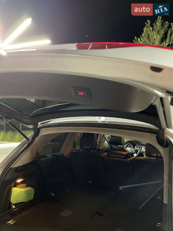 Позашляховик / Кросовер Audi Q7 2014 в Рівному