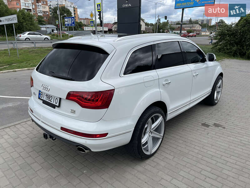 Внедорожник / Кроссовер Audi Q7 2013 в Полтаве