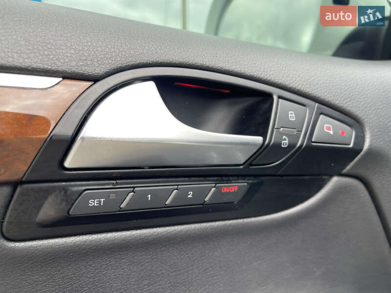 Внедорожник / Кроссовер Audi Q7 2013 в Полтаве