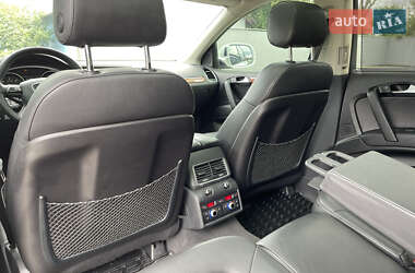 Позашляховик / Кросовер Audi Q7 2013 в 