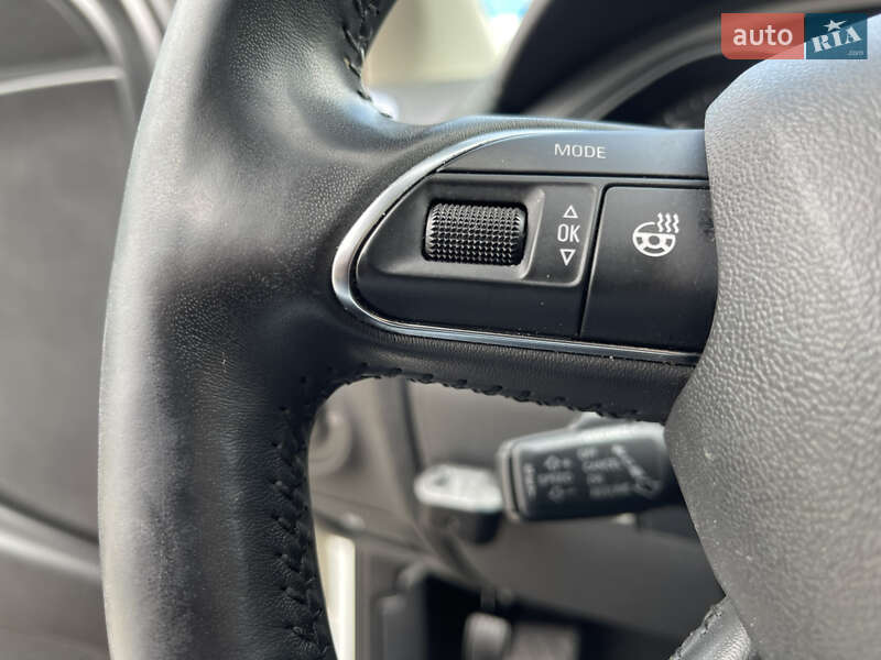 Внедорожник / Кроссовер Audi Q7 2013 в Полтаве