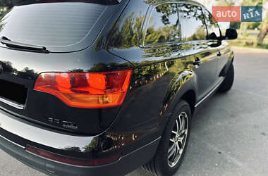 Внедорожник / Кроссовер Audi Q7 2009 в 