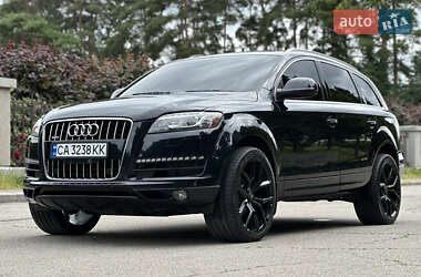 Позашляховик / Кросовер Audi Q7 2012 в 