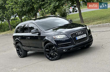 Позашляховик / Кросовер Audi Q7 2012 в 