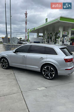 Внедорожник / Кроссовер Audi Q7 2019 в 