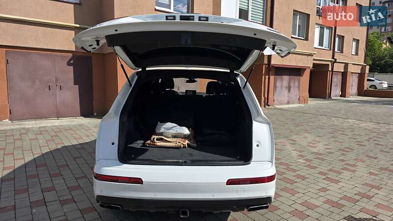 Внедорожник / Кроссовер Audi Q7 2016 в Ивано-Франковске