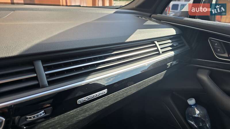 Внедорожник / Кроссовер Audi Q7 2016 в Ивано-Франковске