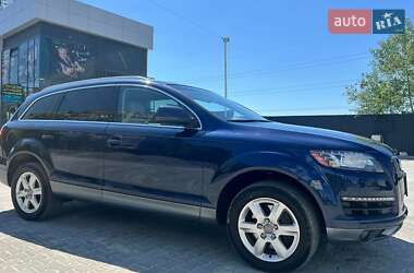 Позашляховик / Кросовер Audi Q7 2013 в 