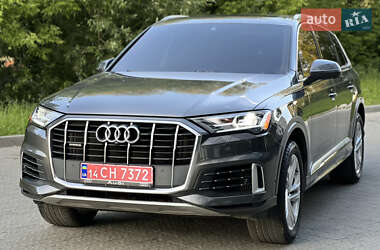 Внедорожник / Кроссовер Audi Q7 2020 в Новояворовске
