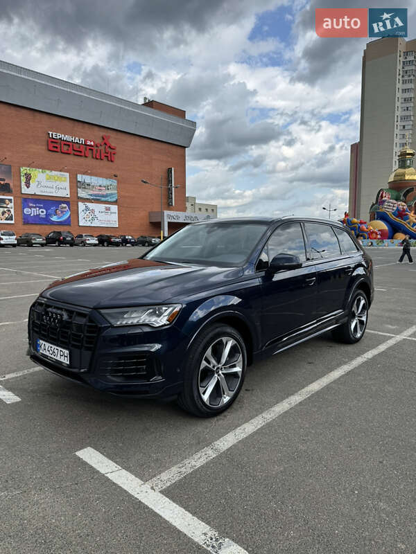 Позашляховик / Кросовер Audi Q7 2023 в Києві