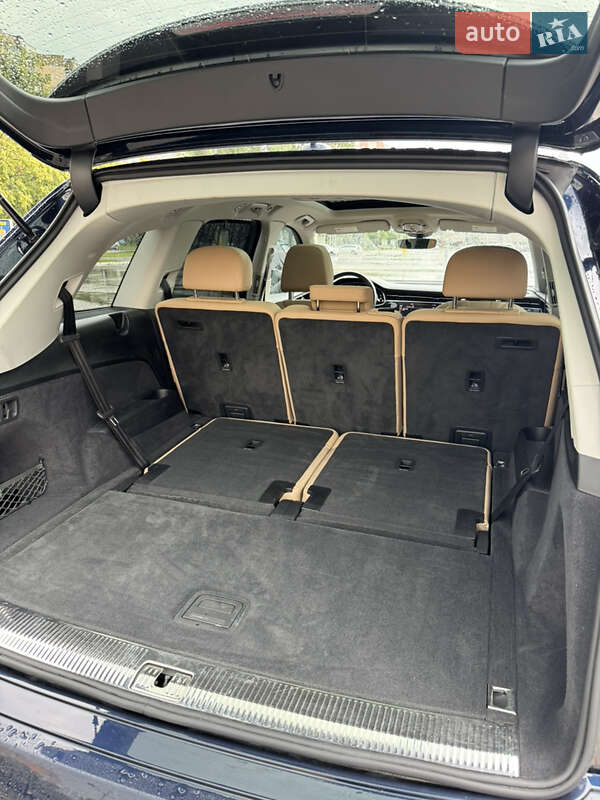 Позашляховик / Кросовер Audi Q7 2023 в Києві