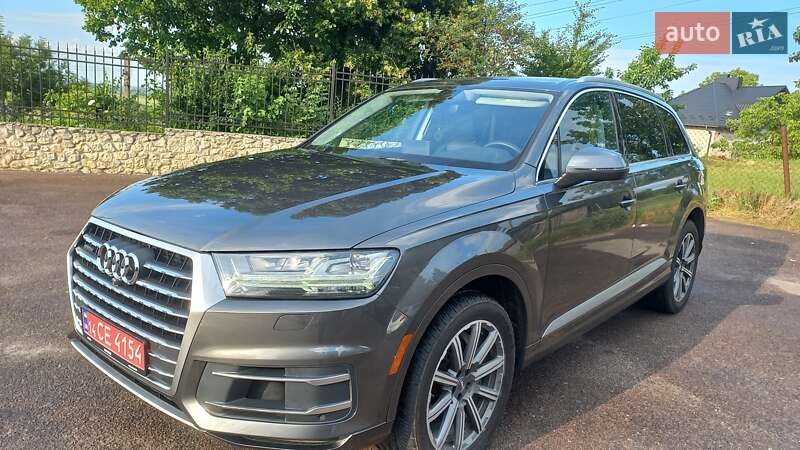 Внедорожник / Кроссовер Audi Q7 2018 в Збараже