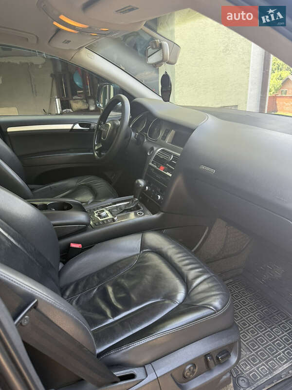 Внедорожник / Кроссовер Audi Q7 2006 в Львове