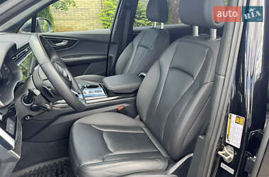 Внедорожник / Кроссовер Audi Q7 2020 в 