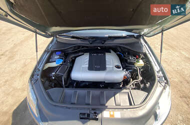 Позашляховик / Кросовер Audi Q7 2006 в 