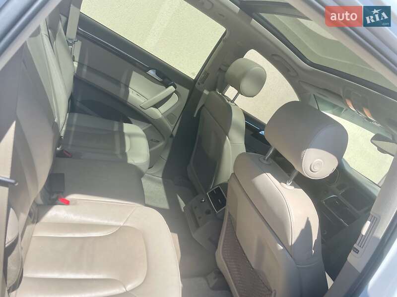 Внедорожник / Кроссовер Audi Q7 2010 в Киеве