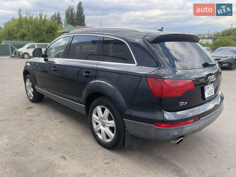 Внедорожник / Кроссовер Audi Q7 2006 в Виннице