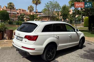 Внедорожник / Кроссовер Audi Q7 2010 в 