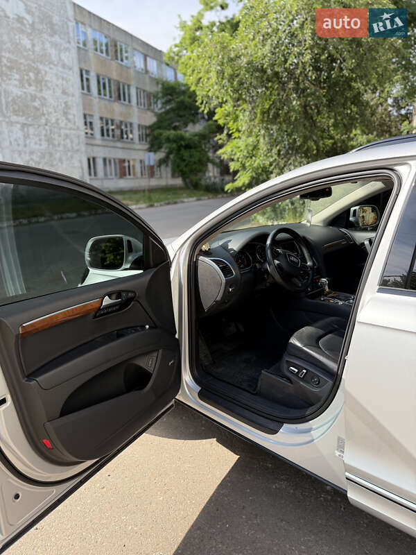 Внедорожник / Кроссовер Audi Q7 2014 в Львове