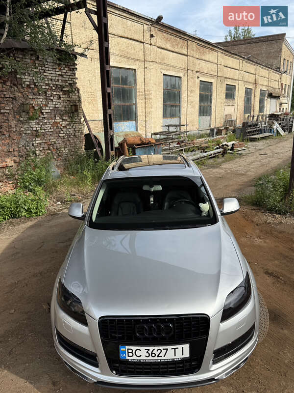 Внедорожник / Кроссовер Audi Q7 2014 в Львове