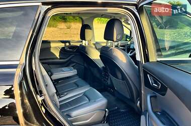 Внедорожник / Кроссовер Audi Q7 2020 в 