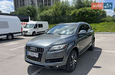 Позашляховик / Кросовер Audi Q7 2015 в 