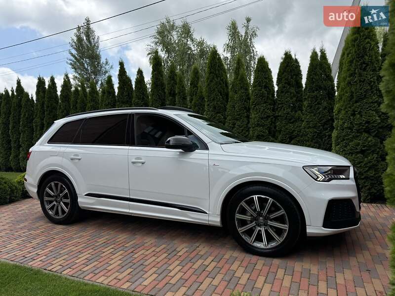 Внедорожник / Кроссовер Audi Q7 2020 в Киеве фото 12 Внедорожник / Кроссовер Audi Q7 2020 в Киеве