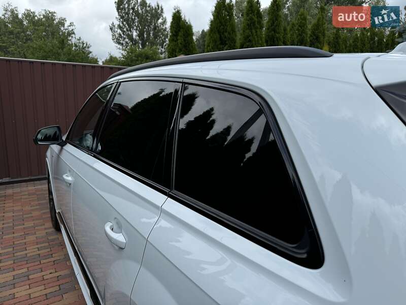 Внедорожник / Кроссовер Audi Q7 2020 в Киеве