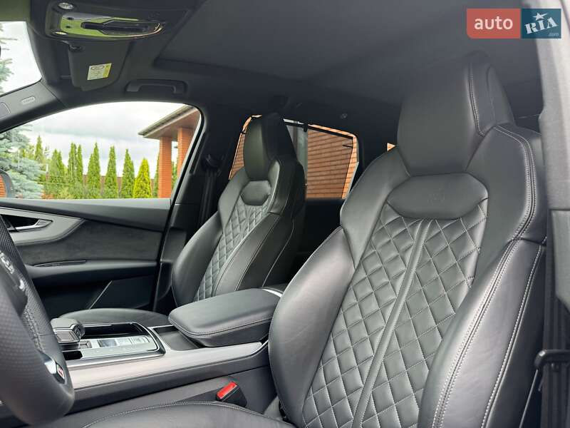 Внедорожник / Кроссовер Audi Q7 2020 в Киеве
