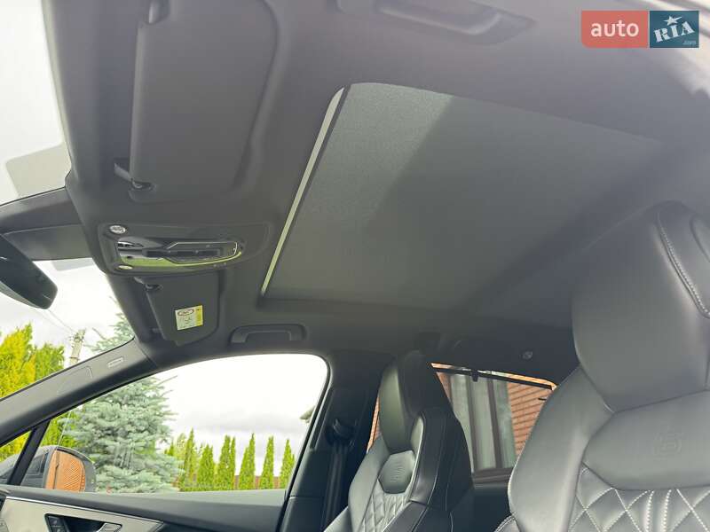 Внедорожник / Кроссовер Audi Q7 2020 в Киеве