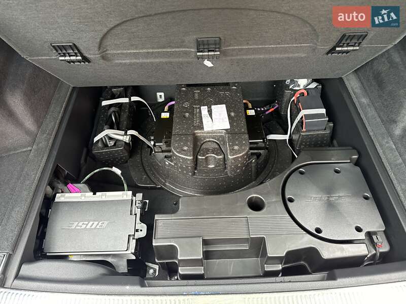 Внедорожник / Кроссовер Audi Q7 2020 в Киеве