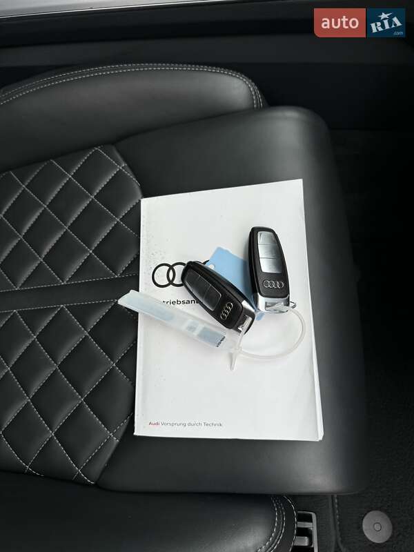 Внедорожник / Кроссовер Audi Q7 2020 в Киеве