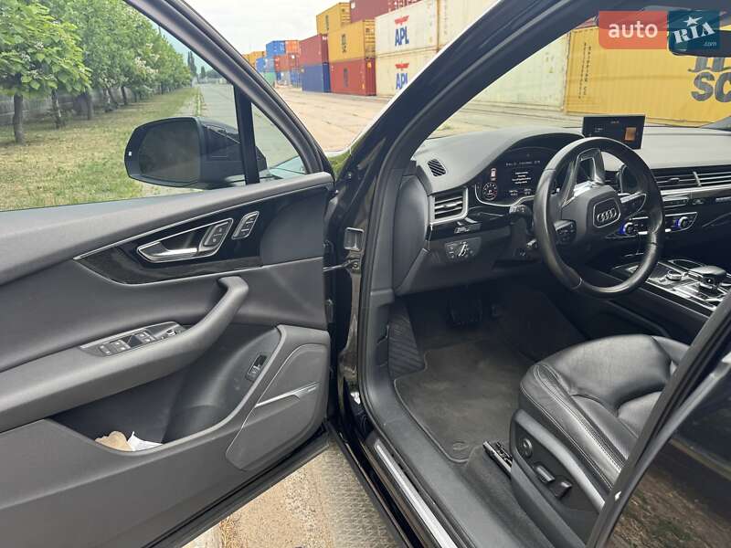 Внедорожник / Кроссовер Audi Q7 2016 в Одессе фото 5 Внедорожник / Кроссовер Audi Q7 2016 в Одессе