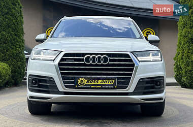 Внедорожник / Кроссовер Audi Q7 2017 в 