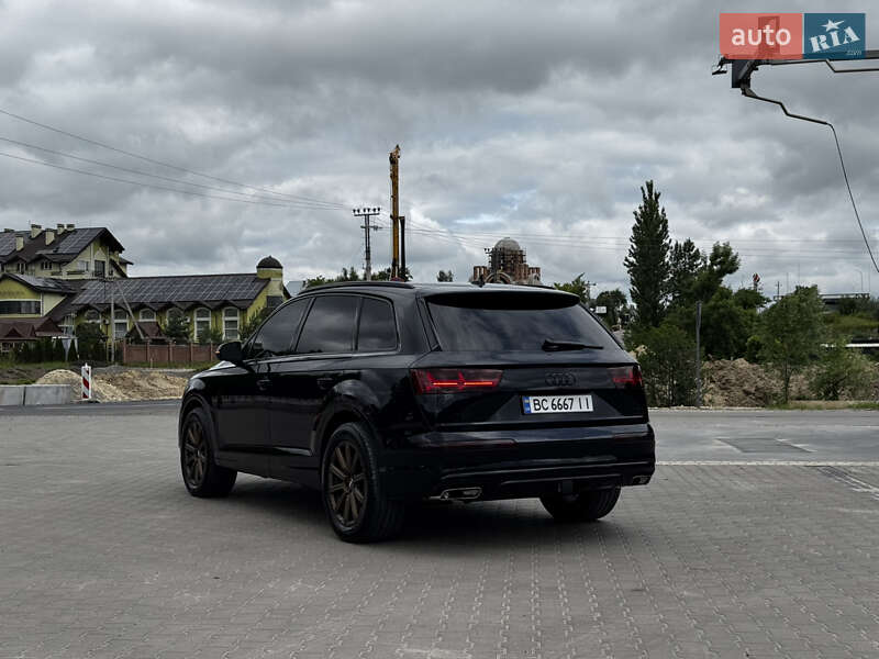 Внедорожник / Кроссовер Audi Q7 2016 в Львове