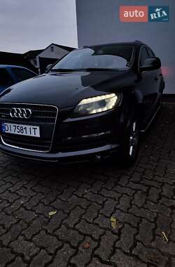 Позашляховик / Кросовер Audi Q7 2008 в 