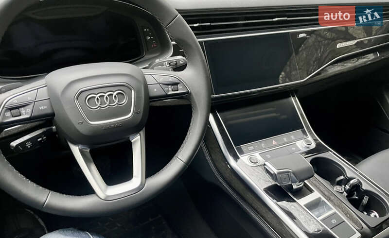 Позашляховик / Кросовер Audi Q7 2022 в Києві
