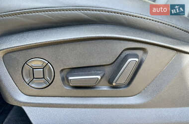 Внедорожник / Кроссовер Audi Q7 2022 в 