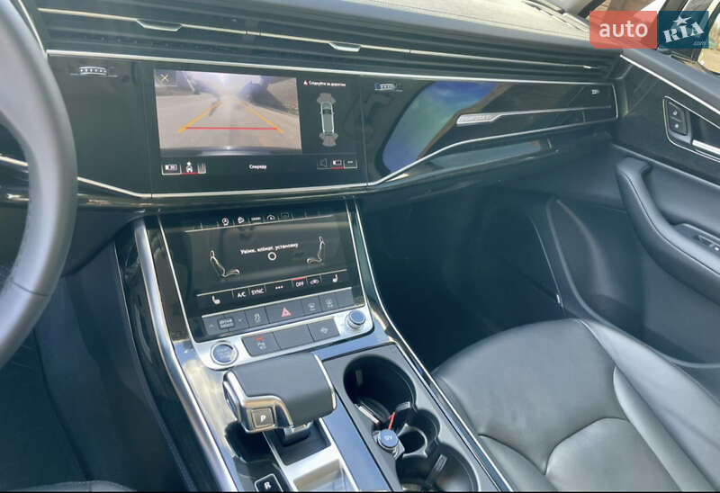 Позашляховик / Кросовер Audi Q7 2022 в Києві