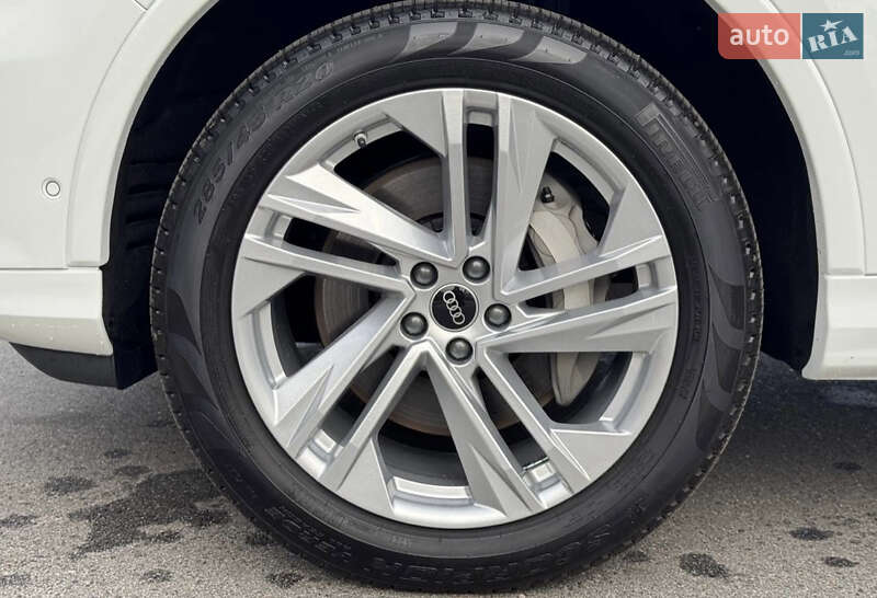 Позашляховик / Кросовер Audi Q7 2022 в Києві