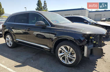 Позашляховик / Кросовер Audi Q7 2020 в Києві