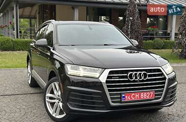 Внедорожник / Кроссовер Audi Q7 2017 в 